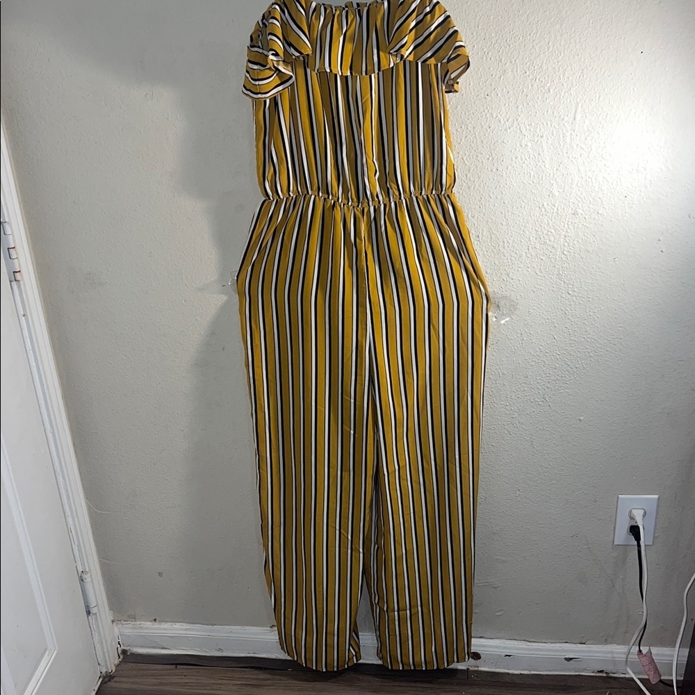 Abercrombie & Fitch Mustard and Black Striped Jumpsuit - Picture 4 of 7